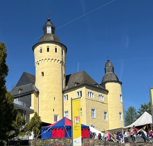 Ausflug zum Mittelaltermarkt auf Schloss Homburg